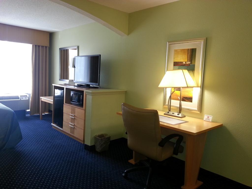 Park Inn By Radisson Albany Exterior foto